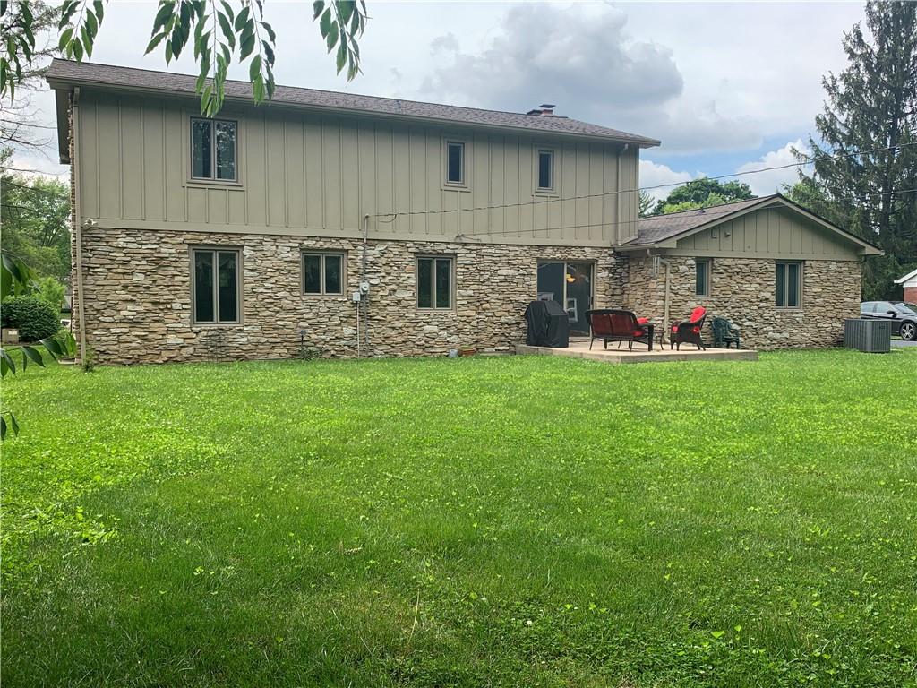 8739 Lancaster Road Indianapolis, IN 46260 - Photo 9 of 47 Gallery Image 9
