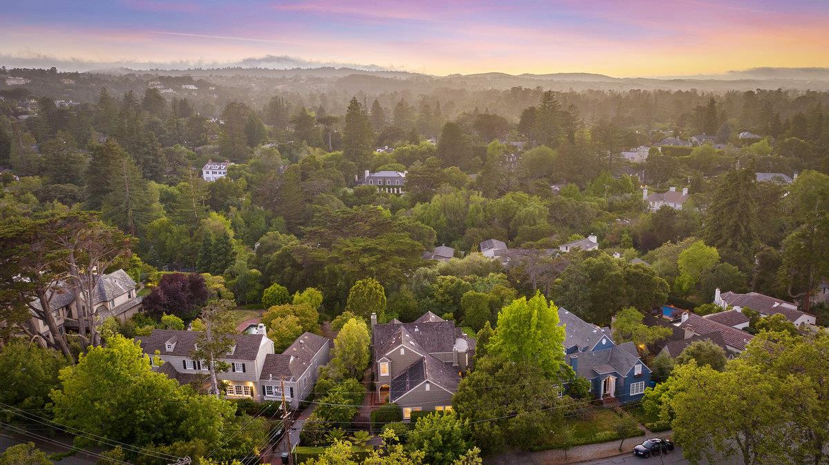 549 Edgewood Road San Mateo, CA 94402 - Photo 39 of 44 a view of city and mountain