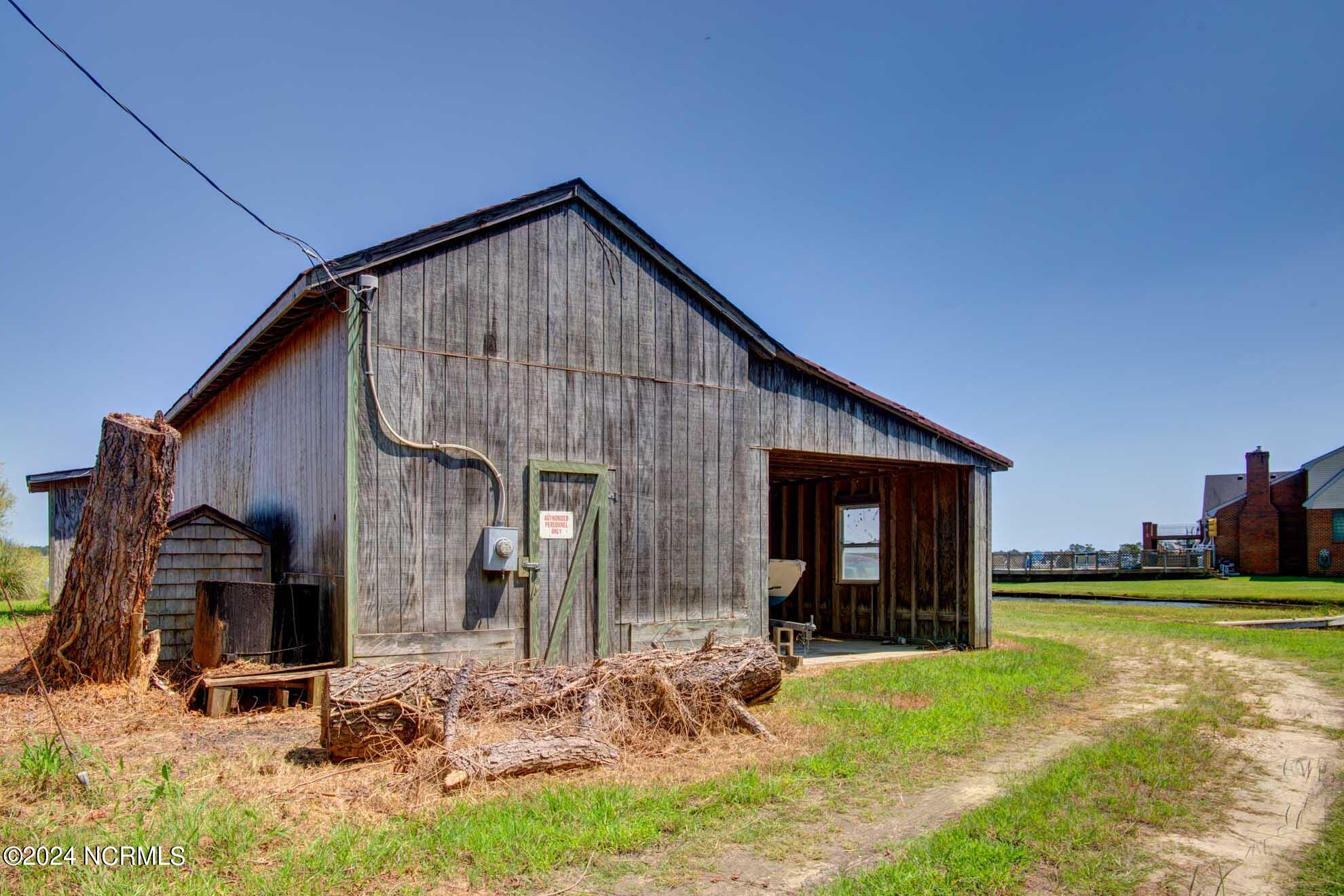 171 Simpson Road Barco, NC 27917 - Photo 8 of 29 171-simpson-rd-barco-web-12