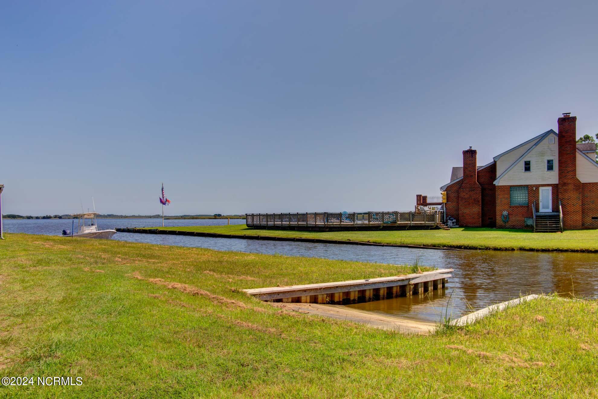 171 Simpson Road Barco, NC 27917 - Photo 9 of 29 171-simpson-rd-barco-web-14