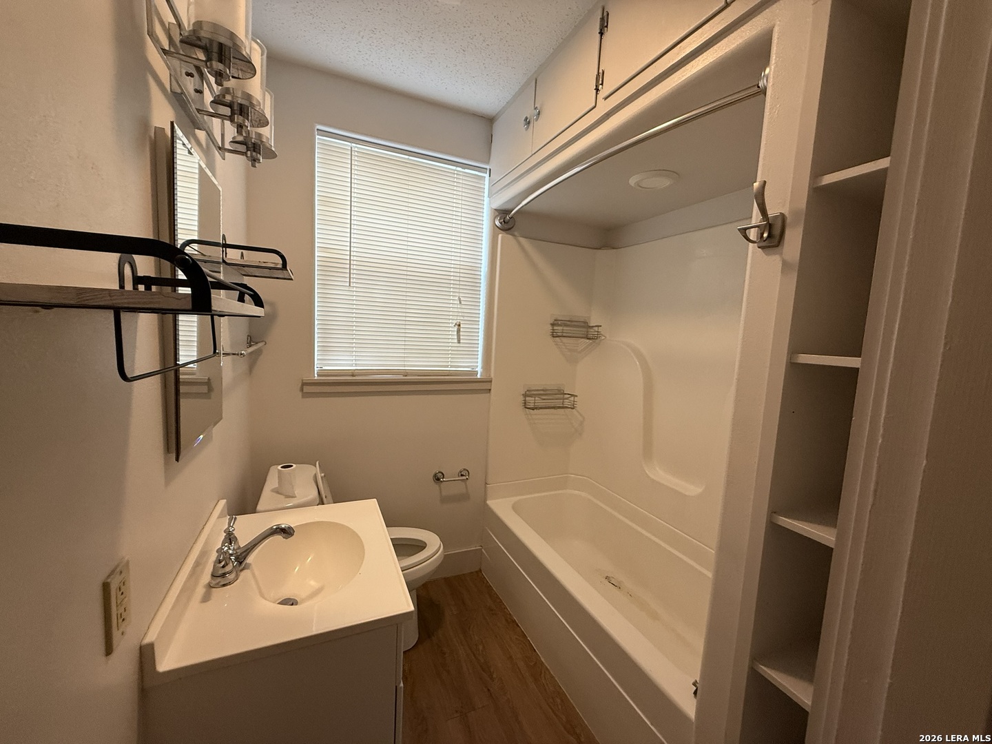 305 East Thornton Street Three Rivers, TX 78071 - Photo 6 of 11