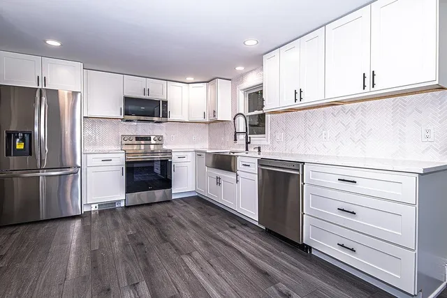 $639,000 | 68 Highway 108, Newfields, NH 03856