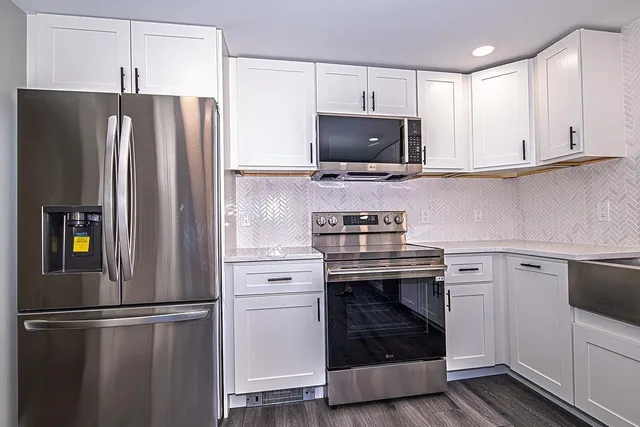 $639,000 | 68 Highway 108, Newfields, NH 03856