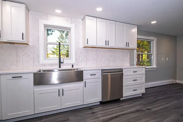 $639,000 | 68 Highway 108, Newfields, NH 03856