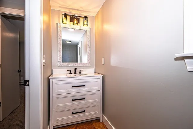 $639,000 | 68 Highway 108, Newfields, NH 03856