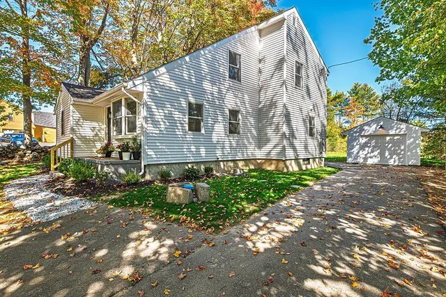 $639,000 | 68 Highway 108, Newfields, NH 03856