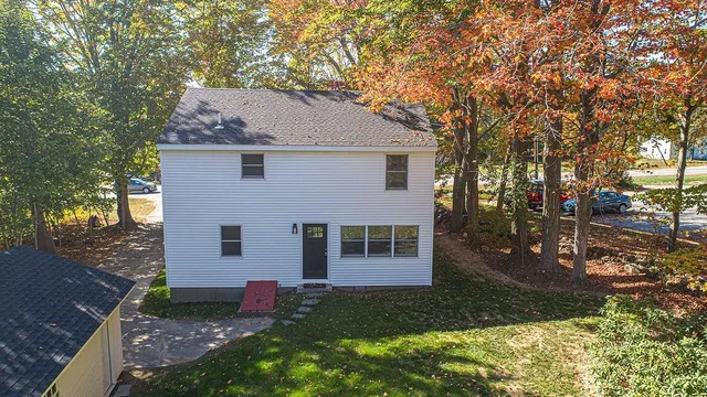 $639,000 | 68 Highway 108, Newfields, NH 03856