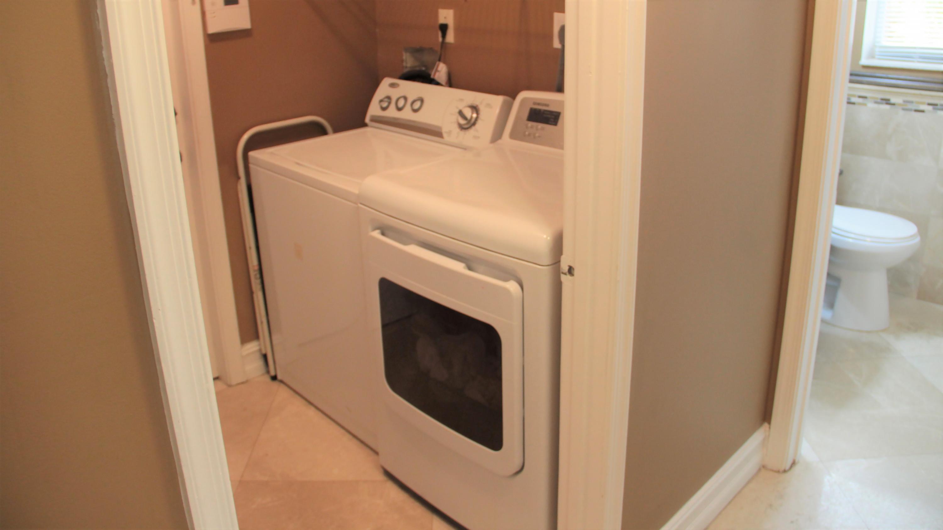 18974 Concerto Drive Boca Raton, FL 33498 - Photo 17 of 19 17 Laundry Room