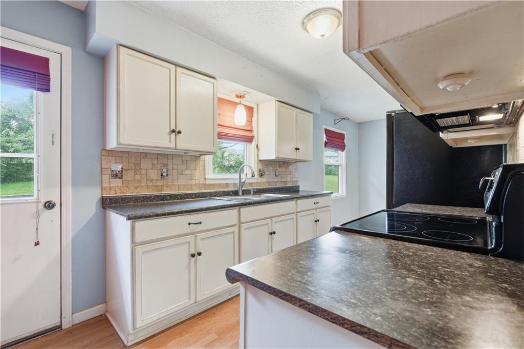 2602 Leewood Road Harrisonville, MO 64701 - Photo 17 of 29