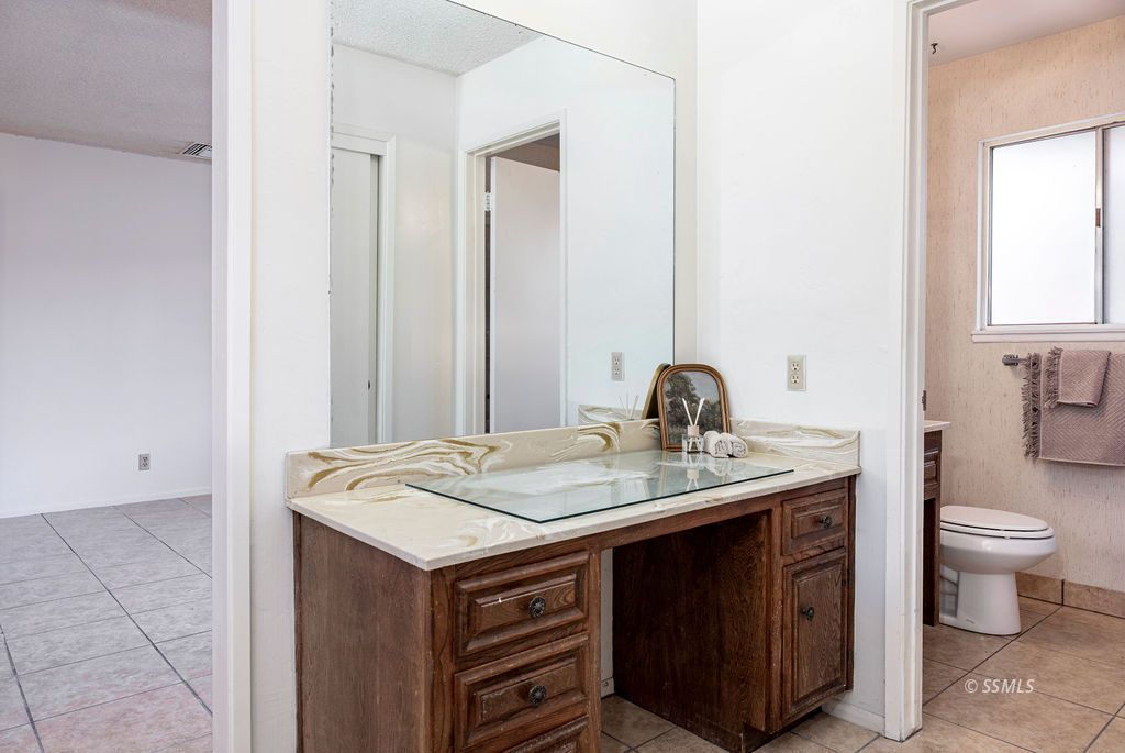 230 Larkspur Street Ridgecrest, CA 93555 - Photo 26 of 39