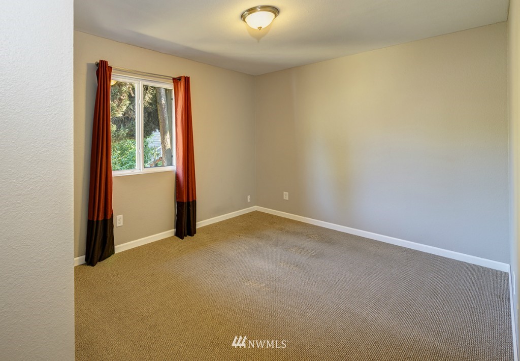 103 219th Place Southeast Bothell, WA 98021 - Photo 13 of 15