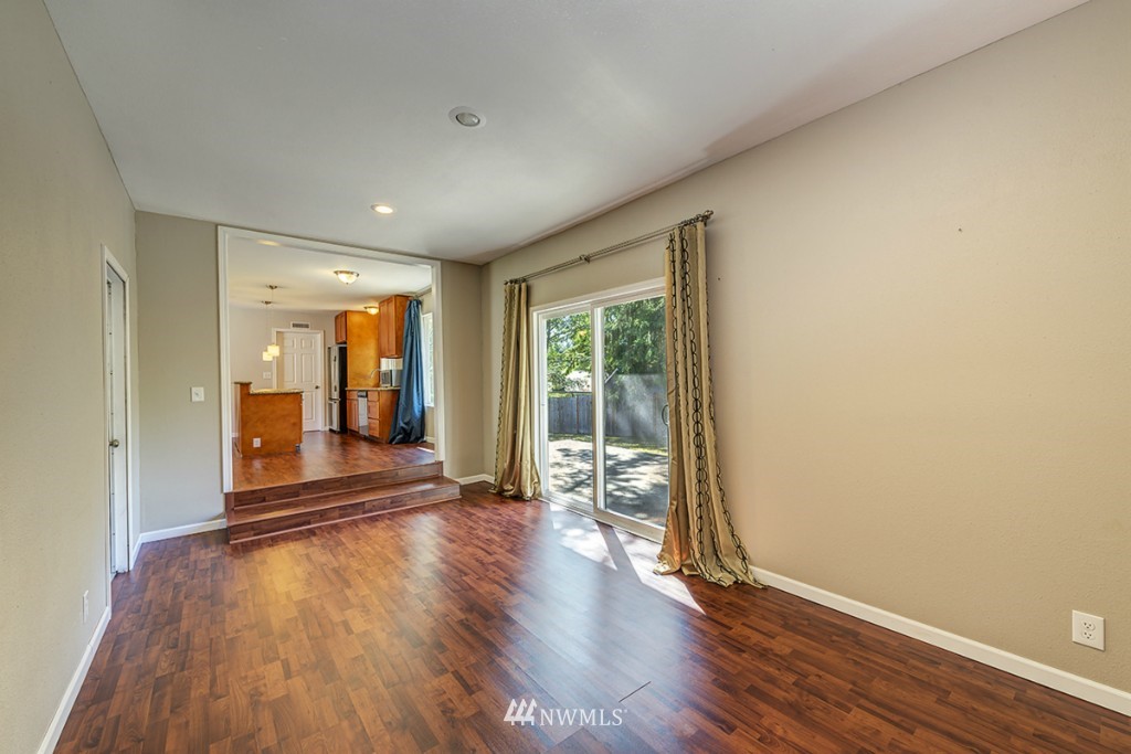 103 219th Place Southeast Bothell, WA 98021 - Photo 8 of 15