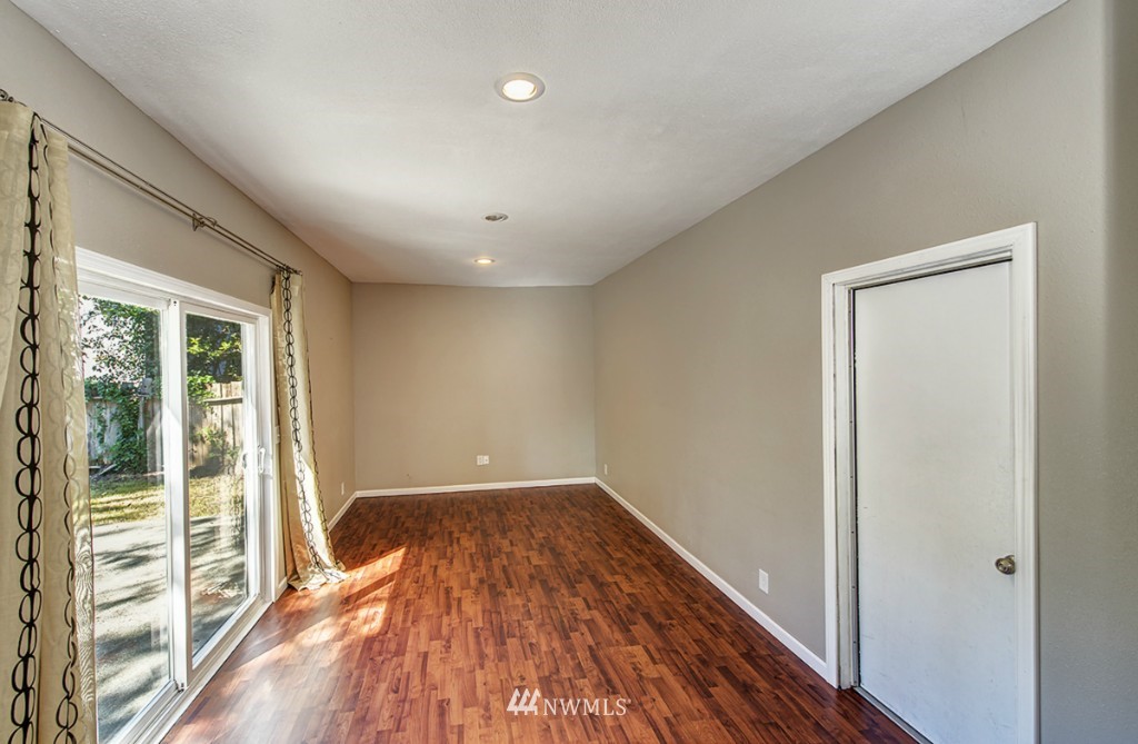 103 219th Place Southeast Bothell, WA 98021 - Photo 9 of 15