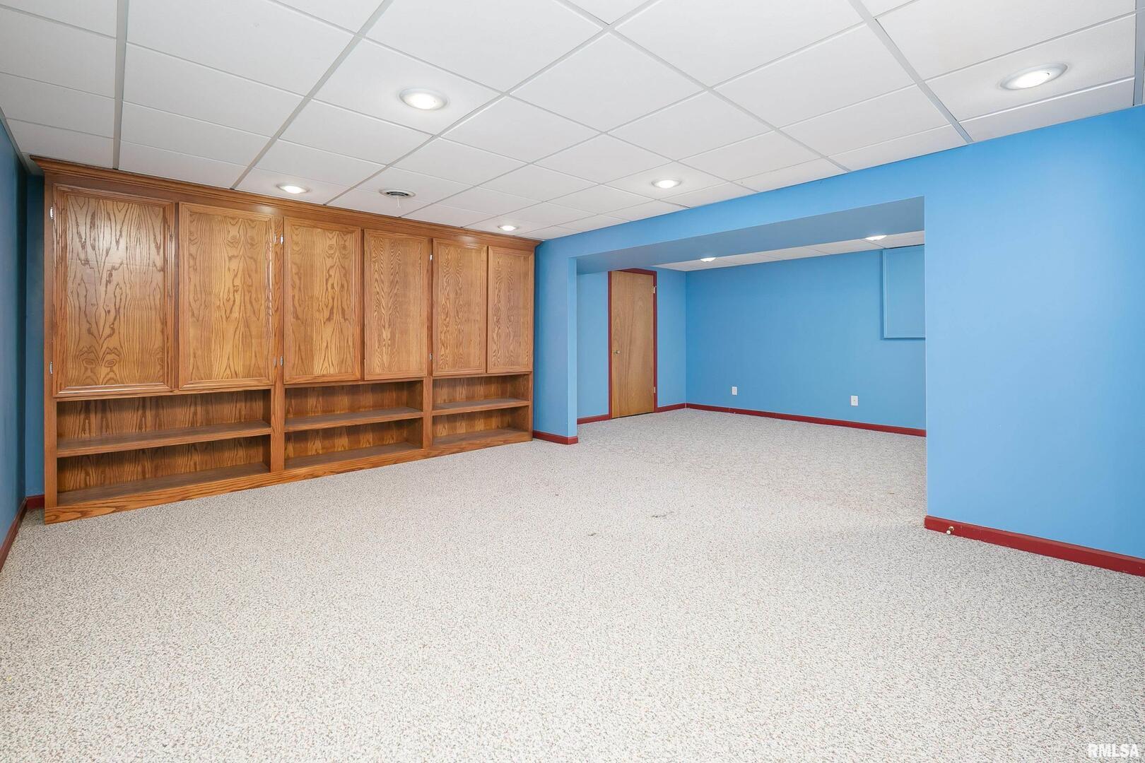 4324 Spring Street Davenport, IA 52807 - Photo 34 of 41 Gallery Image 34