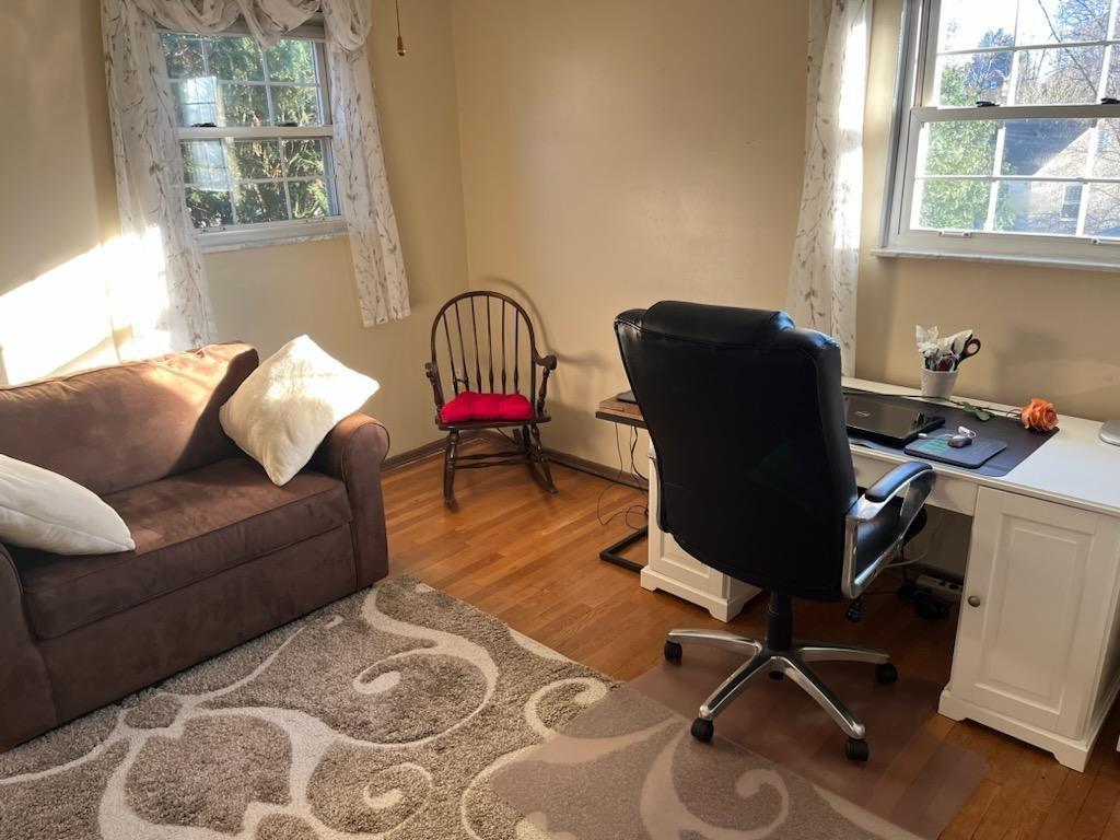 463 Inwood Road Pittsburgh, PA 15237 - Photo 18 of 47 a view of a livingroom with workspace and a couch