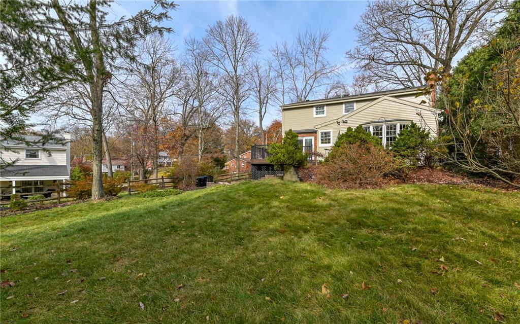 463 Inwood Road Pittsburgh, PA 15237 - Photo 28 of 47 a front view of a house with garden