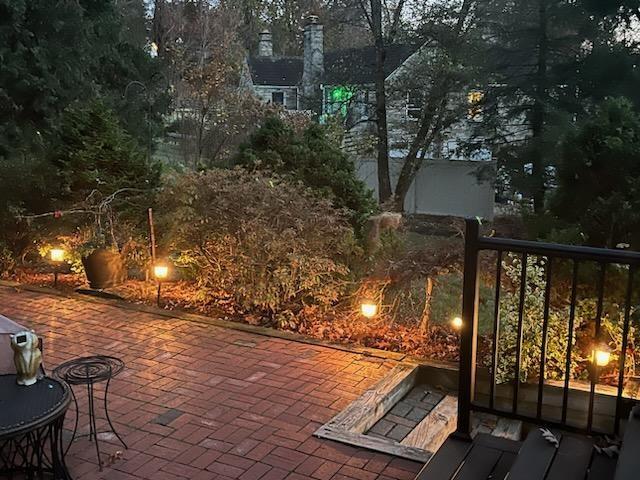 463 Inwood Road Pittsburgh, PA 15237 - Photo 44 of 47 a view of a backyard of the house