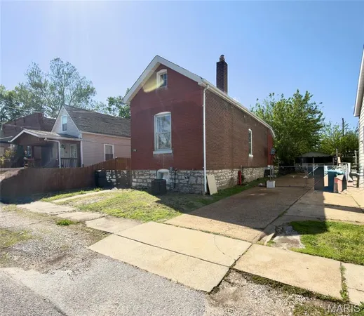 $70,000 | 739 Regina Avenue, St. Louis, MO 63125