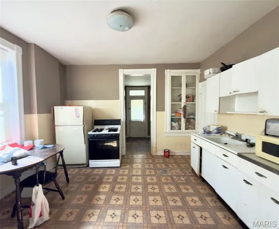 $70,000 | 739 Regina Avenue, St. Louis, MO 63125