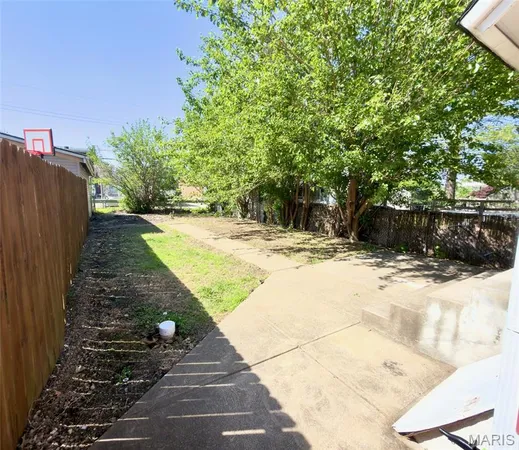 $70,000 | 739 Regina Avenue, St. Louis, MO 63125