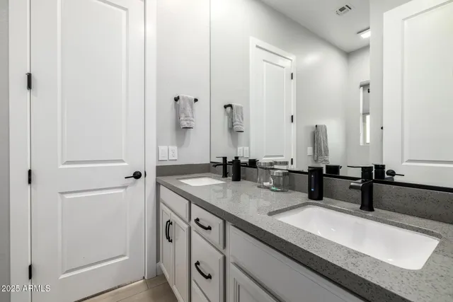 $3,395 | 10808 West Luke Avenue, Phoenix, AZ 85037