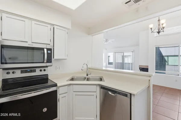 $1,250 | 9209 North 59th Avenue, Unit 205, Glendale, AZ 85302