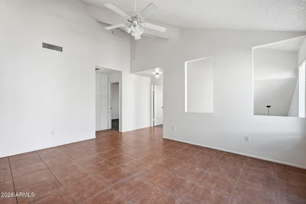 $1,250 | 9209 North 59th Avenue, Unit 205, Glendale, AZ 85302