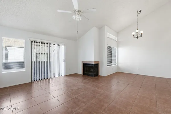 $1,250 | 9209 North 59th Avenue, Unit 205, Glendale, AZ 85302