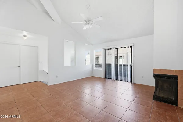 $1,250 | 9209 North 59th Avenue, Unit 205, Glendale, AZ 85302