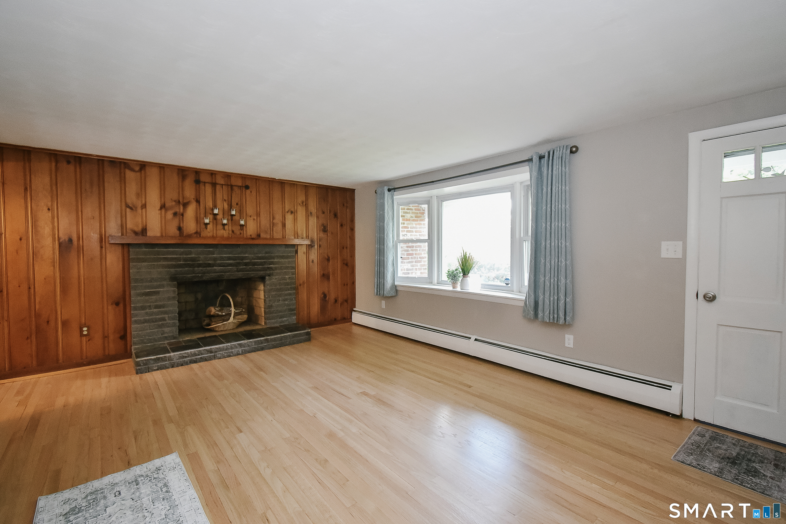 50 Perry Road Bristol, CT 06010 - Photo 5 of 18