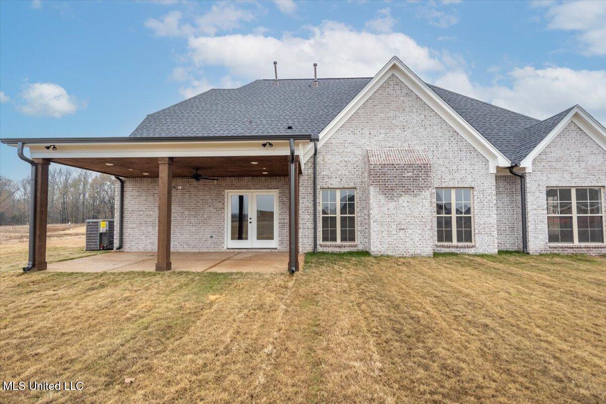 1694 Bakersfield Way Nesbit, MS 38651 - Photo 31 of 33 31-Baisley-43-Edit-29