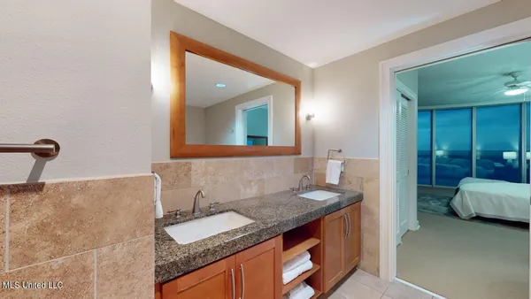 $3,175 | 2060 Beach Boulevard, Unit 1005, Biloxi, MS 39531