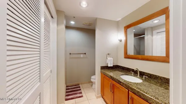 $3,175 | 2060 Beach Boulevard, Unit 1005, Biloxi, MS 39531