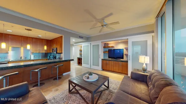 $3,175 | 2060 Beach Boulevard, Unit 1005, Biloxi, MS 39531
