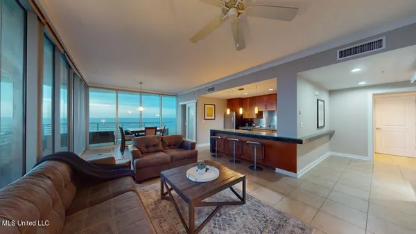 $3,175 | 2060 Beach Boulevard, Unit 1005, Biloxi, MS 39531
