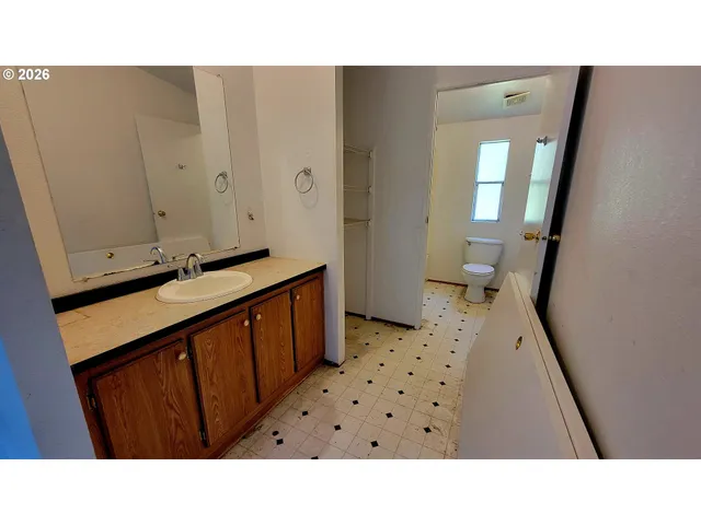 $315,000 | 1441 Bilger Creek Road, Myrtle Creek, OR 97457