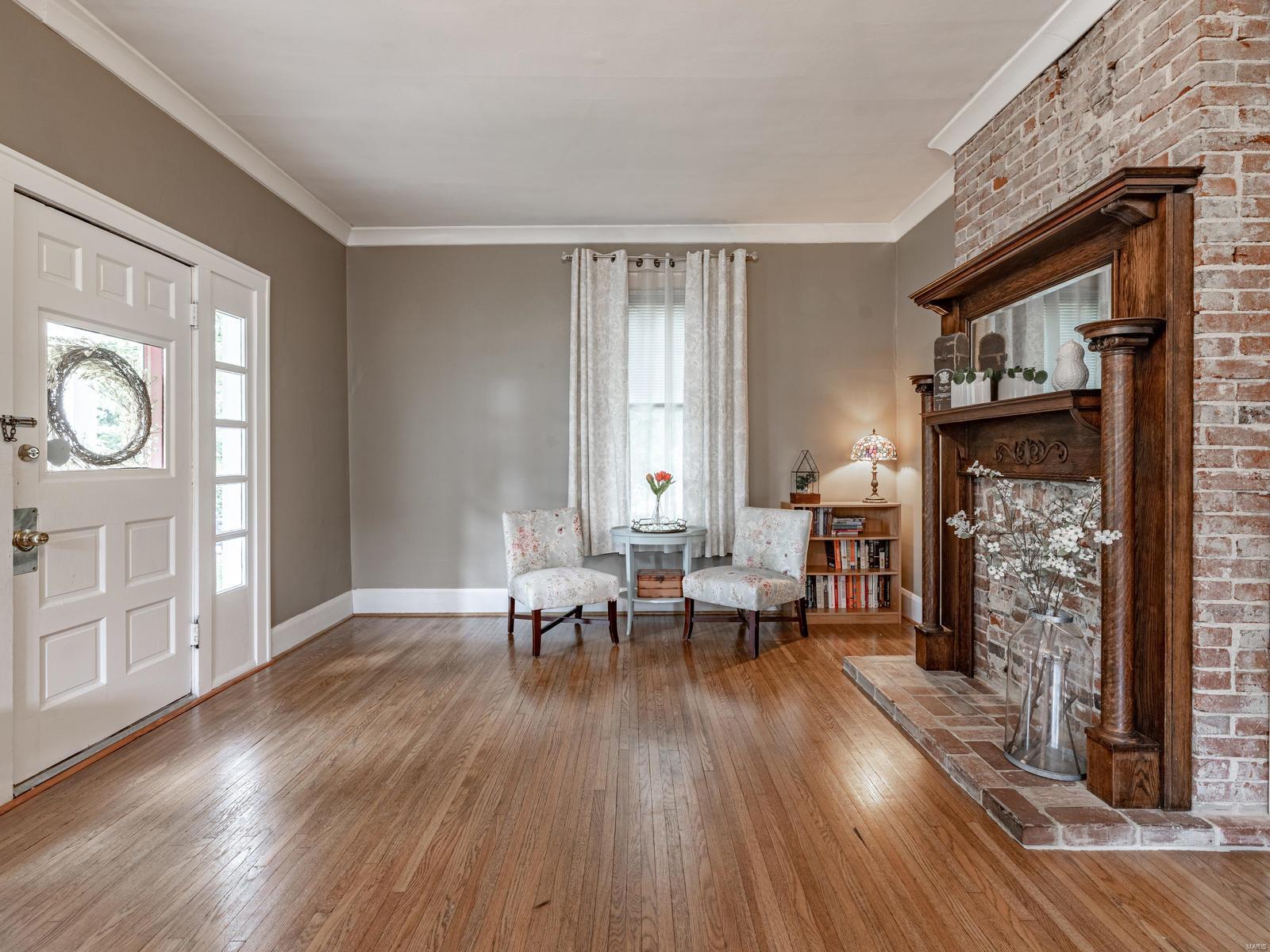 467 East Jackson Road St. Louis, MO 63119 - Photo 4 of 27 Gallery Image 4