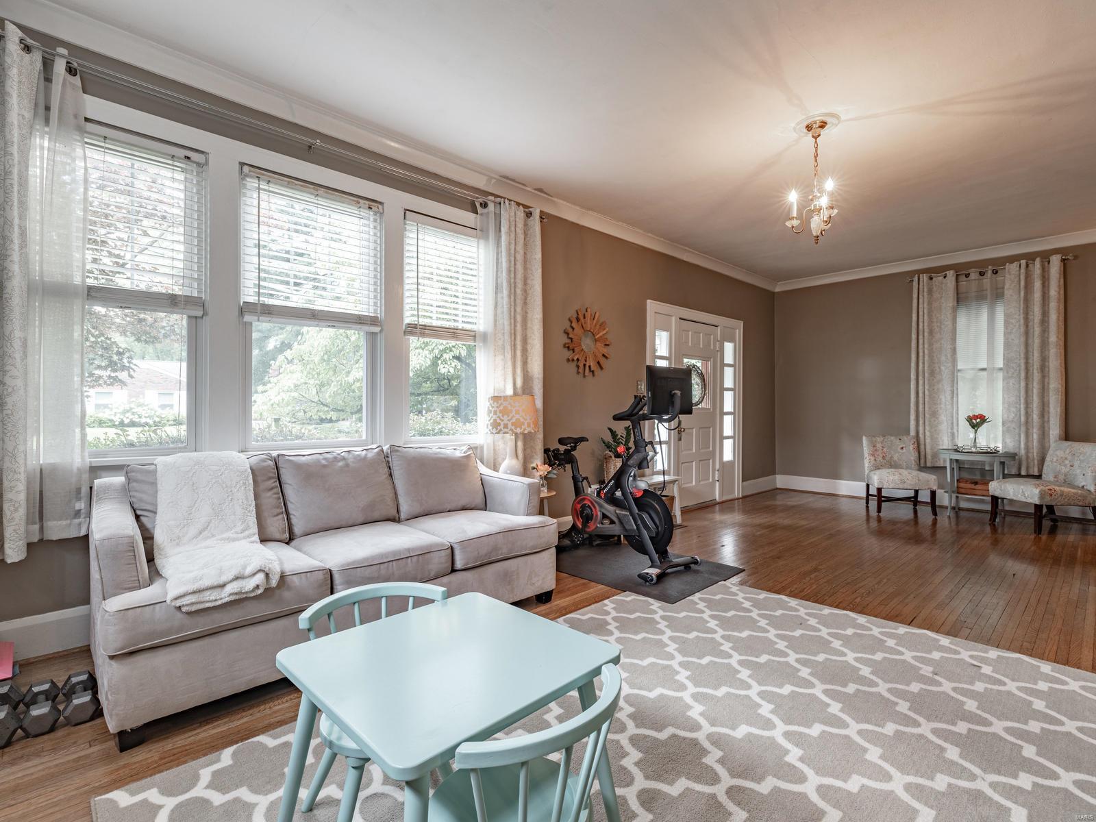 467 East Jackson Road St. Louis, MO 63119 - Photo 7 of 27 Gallery Image 7