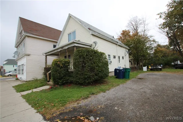 $145,000 | 995 Tonawanda Street, Buffalo, NY 14207