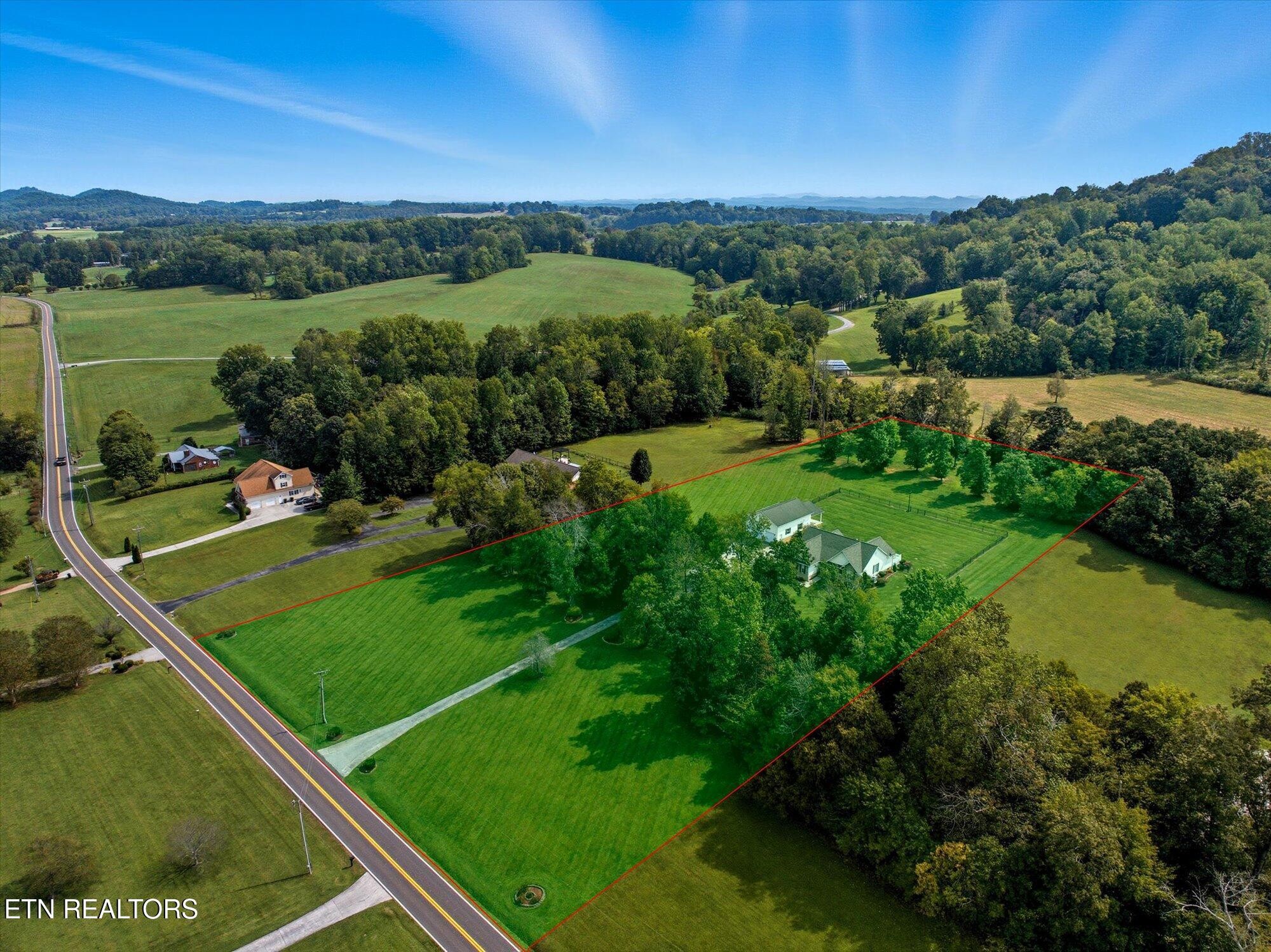 702 Highway 307 Athens, TN 37303 - Photo 2 of 20