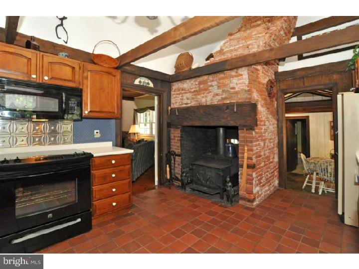 24 Byram Road Pipersville, PA 18947 - Photo 3 of 23 Kitchen