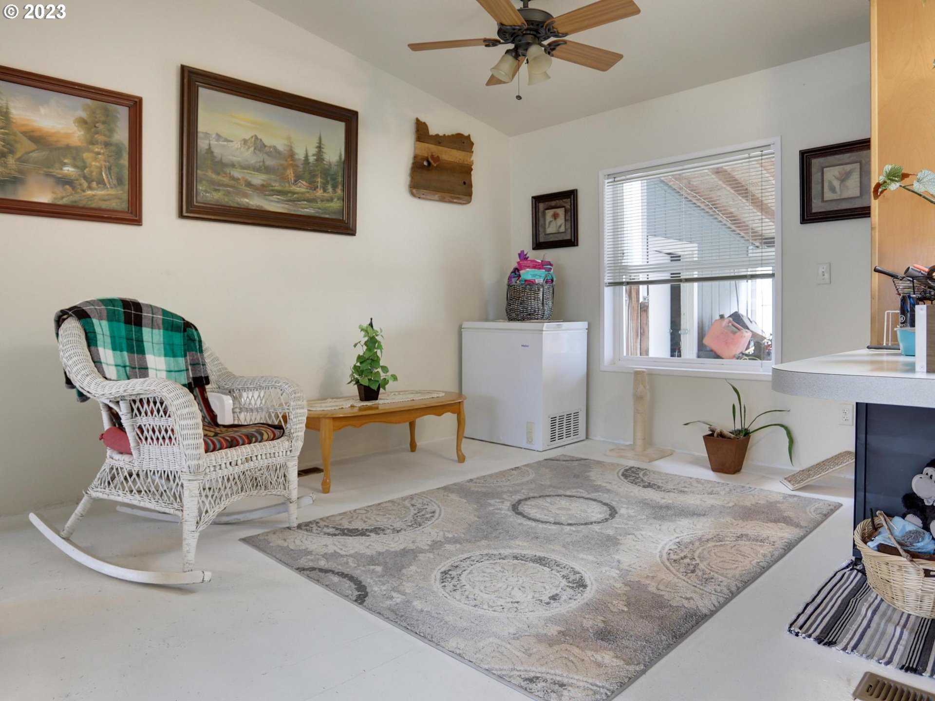 1819 Southeast Orient Drive, Unit 1 Gresham, OR 97080 - Photo 5 of 30 a living room with furniture and wooden floor
