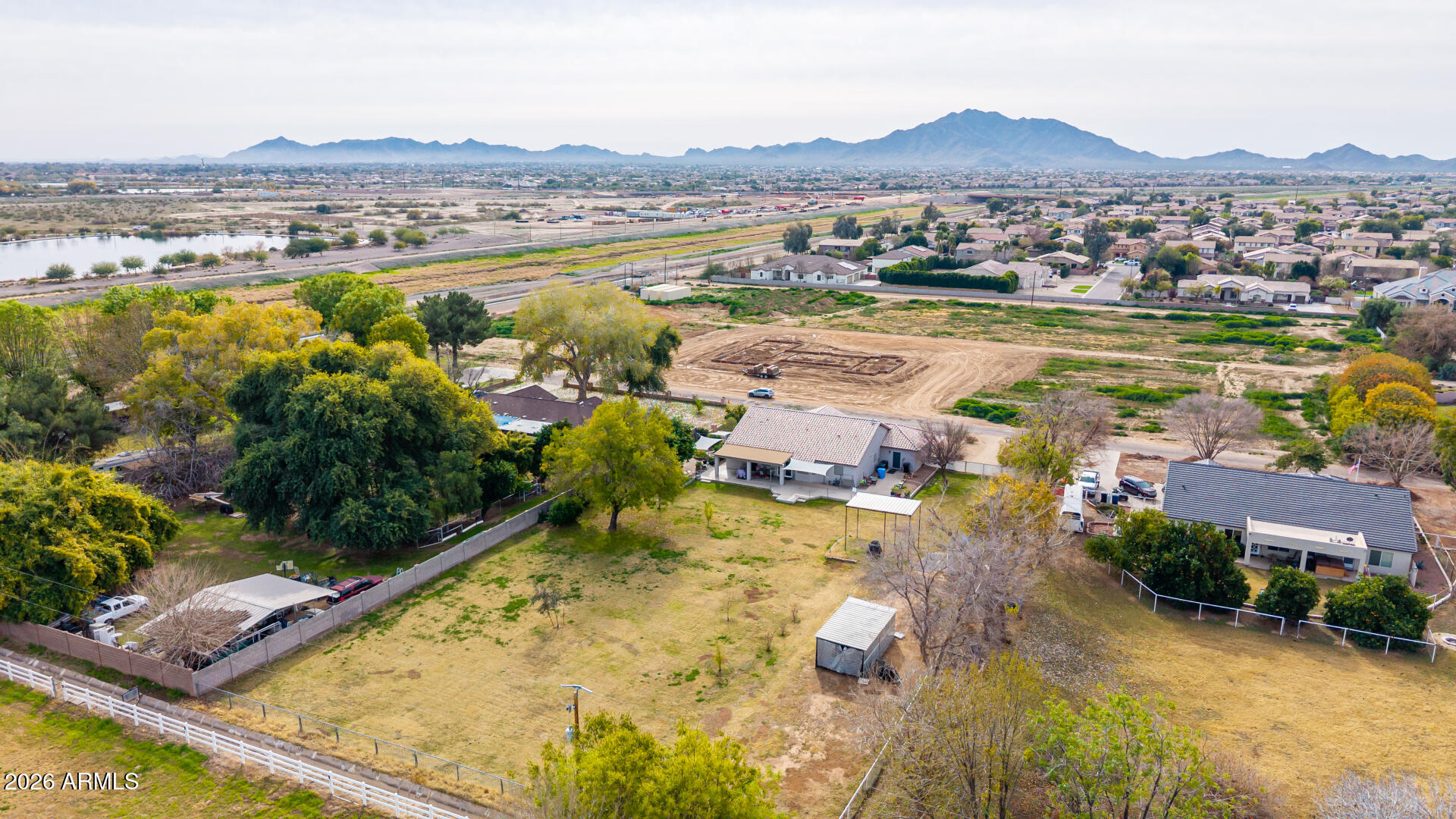 2730 East Azalea Court Gilbert, AZ 85298 - Photo 4 of 41 59-Azelea