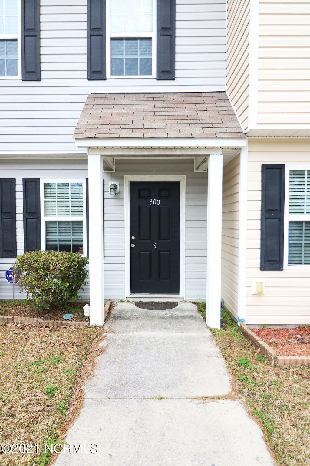 300 Burley Drive, Unit 9 Hubert, NC 28539 - Photo 2 of 25 7