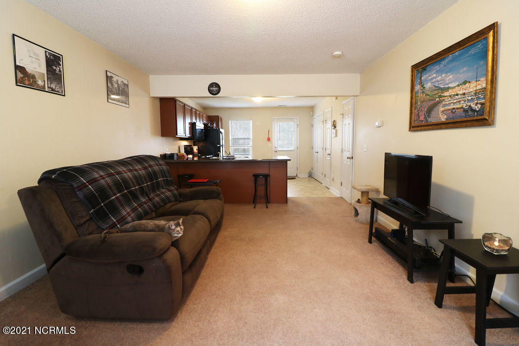 300 Burley Drive, Unit 9 Hubert, NC 28539 - Photo 5 of 25 8