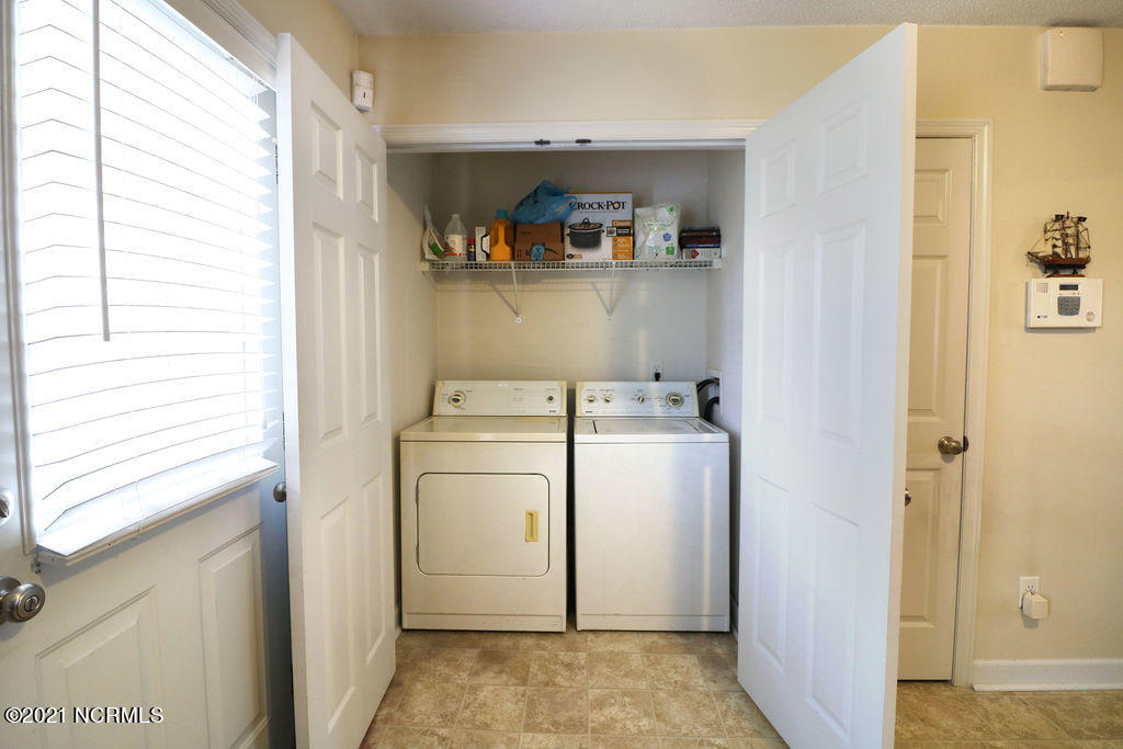 300 Burley Drive, Unit 9 Hubert, NC 28539 - Photo 9 of 25 12