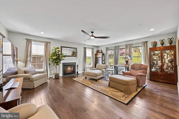 $1,086,900 | 17148 Gullwing Drive, Dumfries, VA 22026