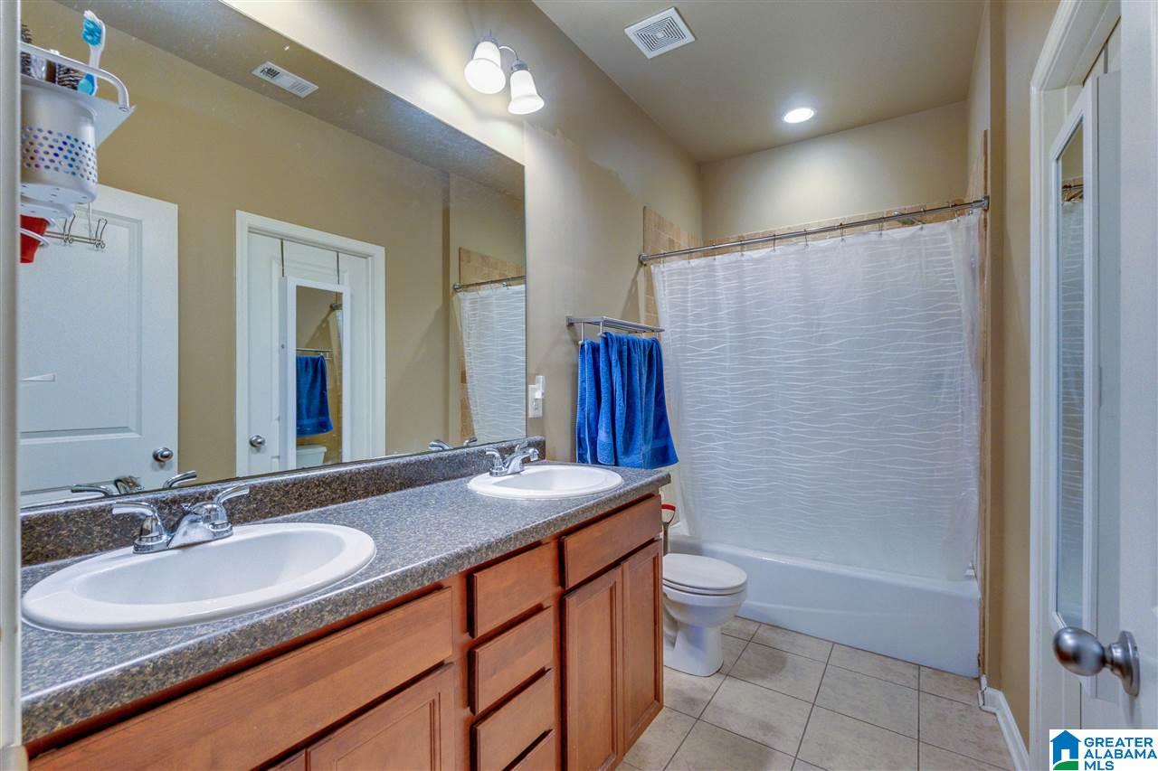 407 Enclave Drive Calera, AL 35040 - Photo 30 of 42