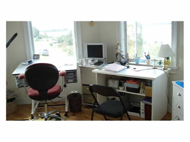 2 Arches Road Charlestown, RI 02813 - Photo 8 of 16 Studio/Study/Office.