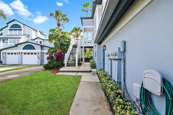 $7,400 | 1338 Siesta Bayside Drive, Unit 1338C, Sarasota, FL 34242